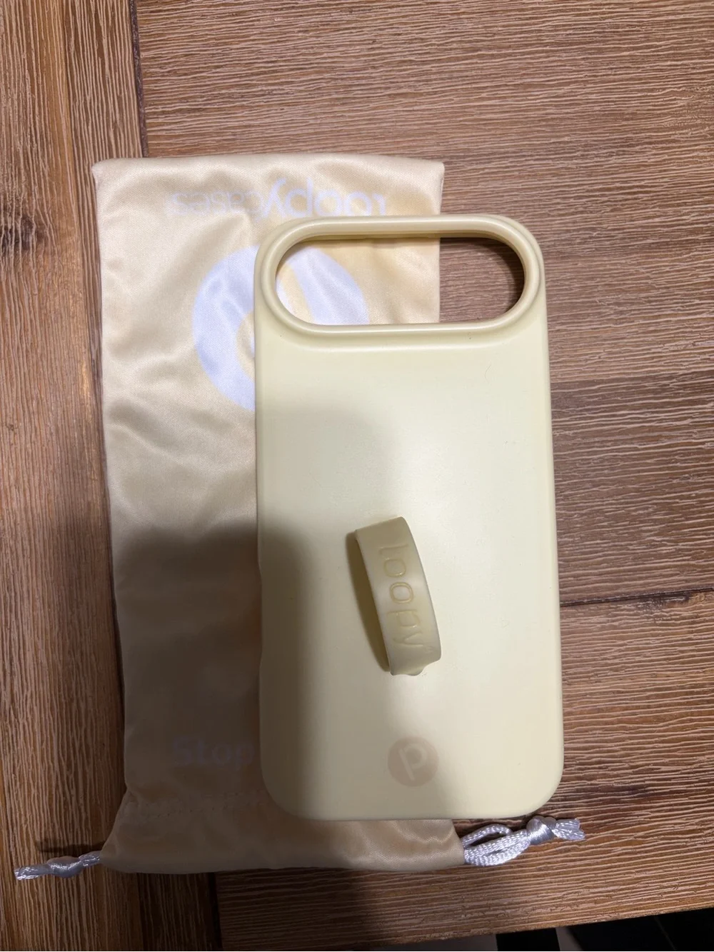 Loopy case for iPhone 17 air